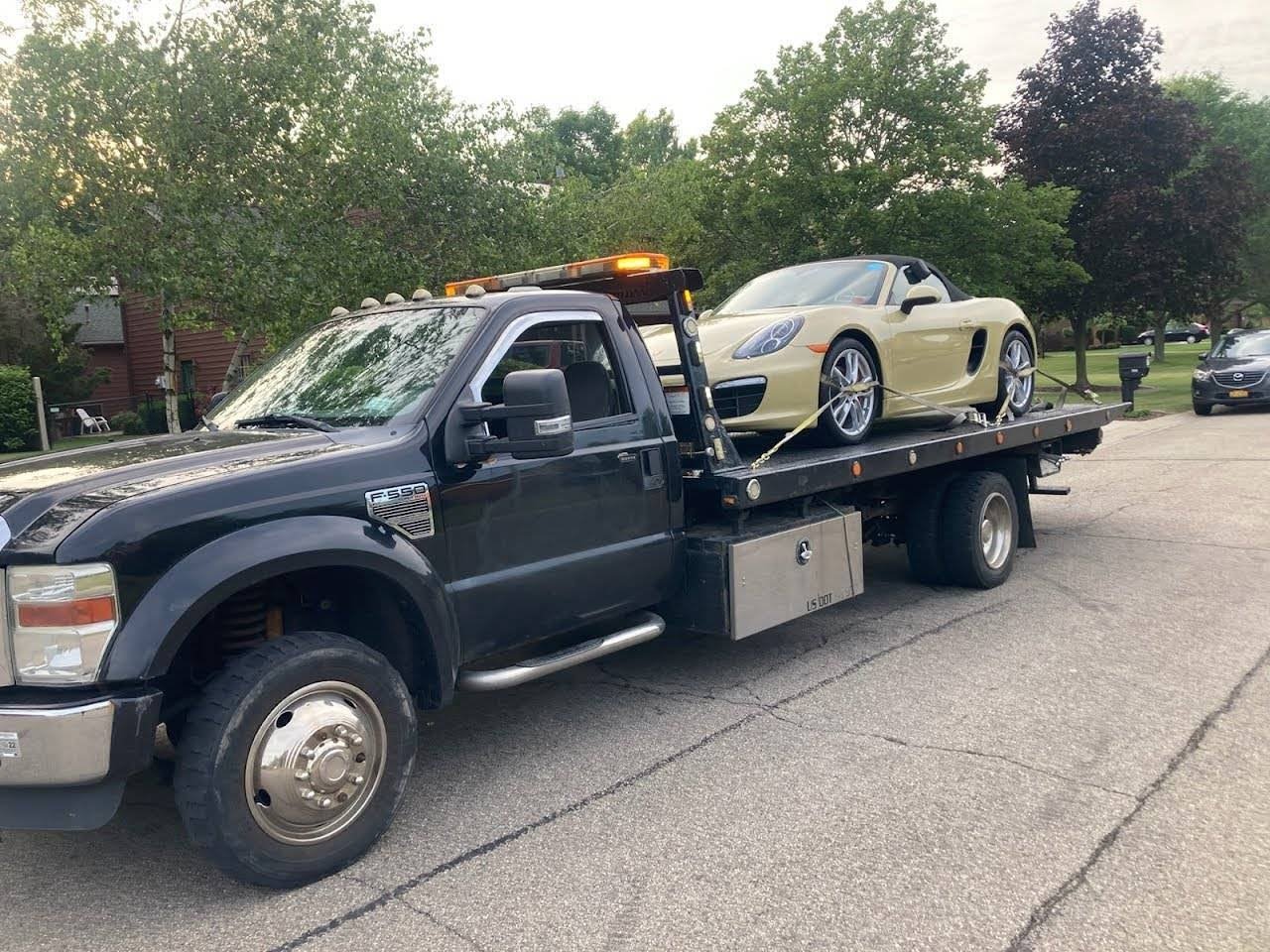 Emergency flatbed towing Buffalo NY response