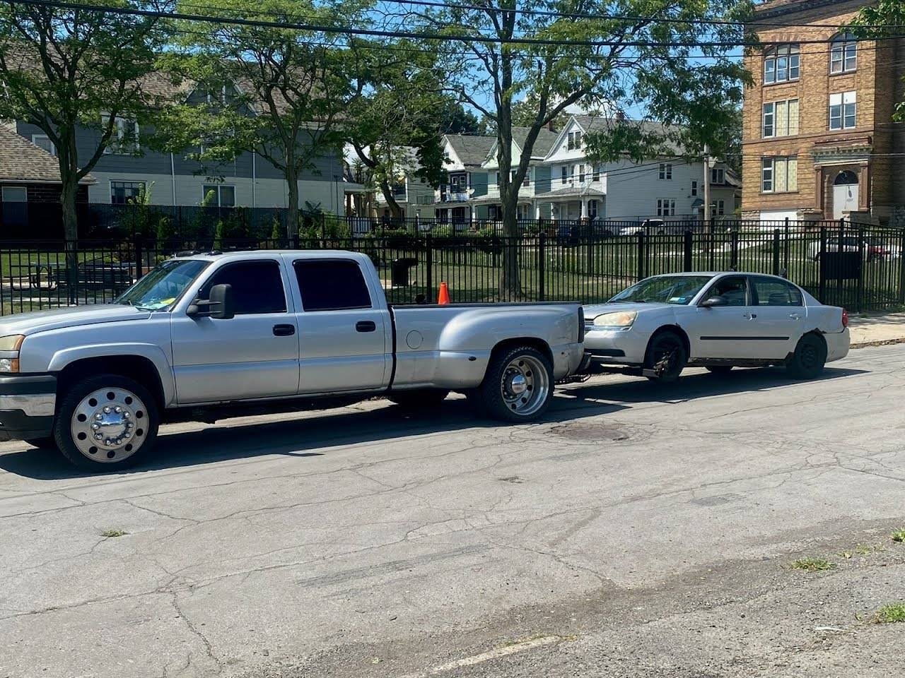 City's Towing roadside assistance Buffalo NY — local emergency response